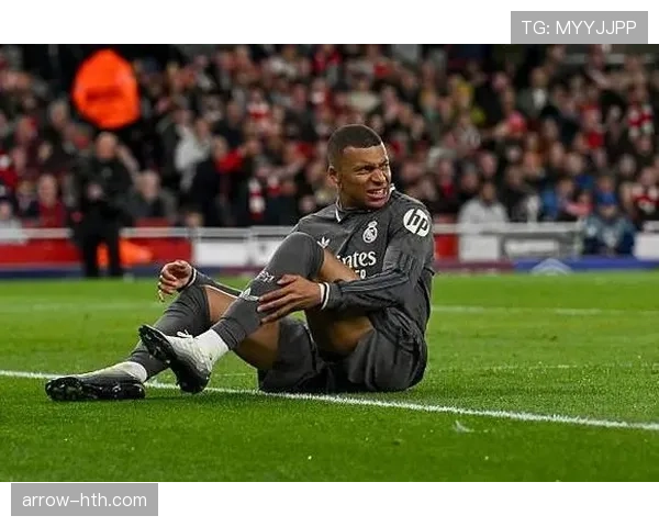 姆巴佩金球奖争夺战表现抢眼,有望首夺足球最高荣誉 姆巴佩金球奖争夺战表现抢眼,有望首夺足球最高荣誉