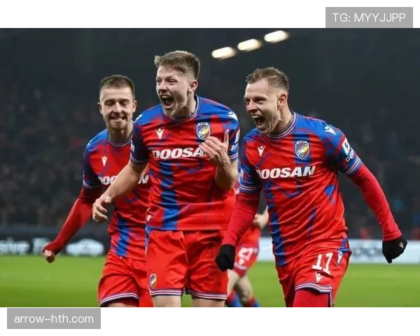 埃因霍温主场强势逆转,状态回暖成焦点 埃因霍温主场强势逆转,状态回暖成焦点