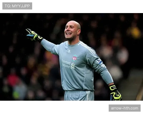 佩佩中卫风格稳健，防守强硬且经验老道