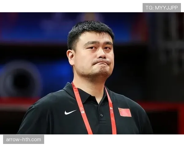 刚刷到姚明在超市结账，篮子里的东西跟我一模一样，价签却像来自另一个星球